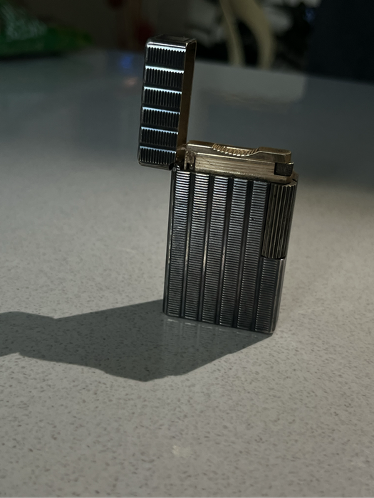 Vintage S.T. Dupont Paris Luxury Lighter  Made in France