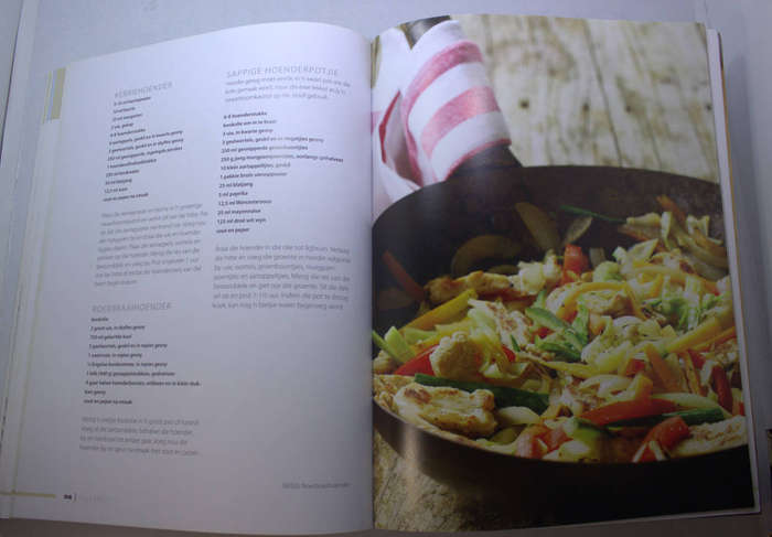 Five Assorted Cookbooks and Magazines Hard and Soft Cover Afrikaans Cookbooks