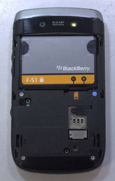 Legacy Blackberry Torch 9800 FS-1 5.0MP Slider Smartphone