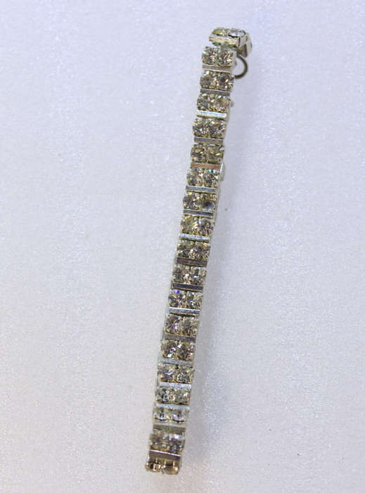 Beautiful Ladies Evening Wear Bracelet Diamond Style
