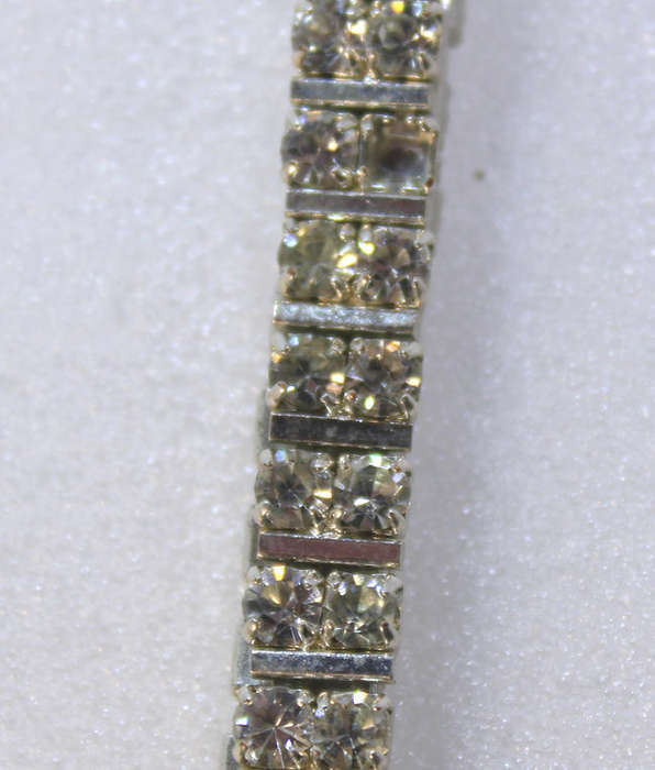Beautiful Ladies Evening Wear Bracelet Diamond Style