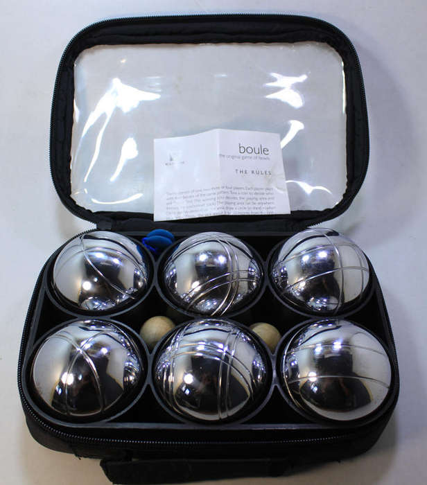 Set of Boule Balls in Bag with Rules by Woolworths