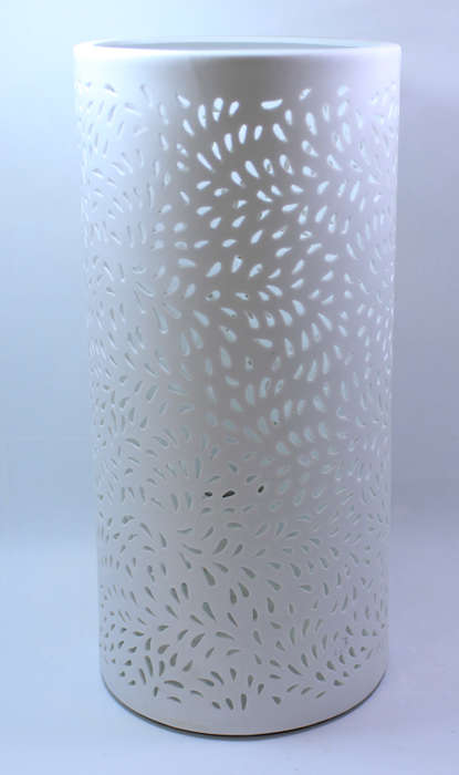 Greenville K05 220Volt Round White Table Lamp