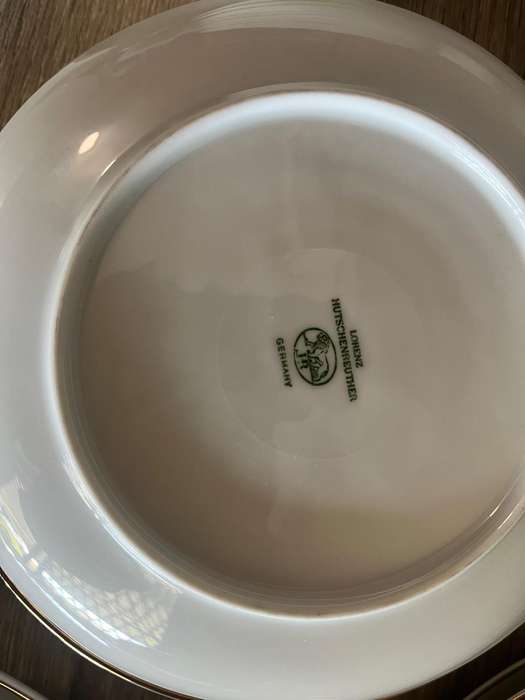 Hutschenreuther 34 - Piece Porcelain Set  Gold Trim  German Vintage