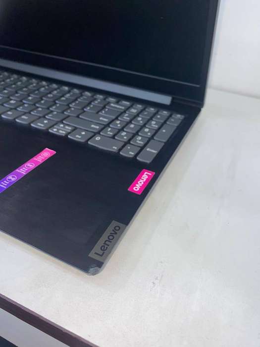 Lenovo ideapad S145 intel Celeron CPU @ 1.80GHz  500GB 4GB RAM Windoes 11 Pro