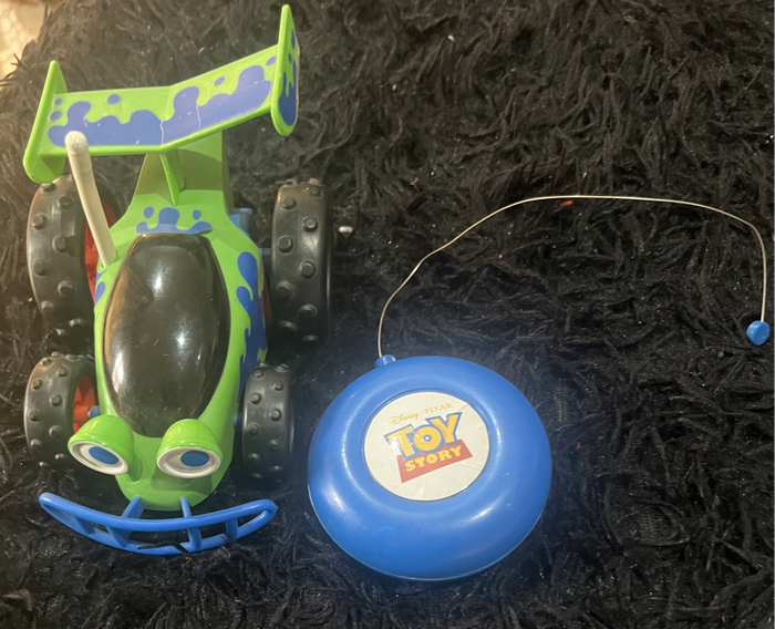 ORIGINAL TOY STORY REMOTE CONTROL CAR