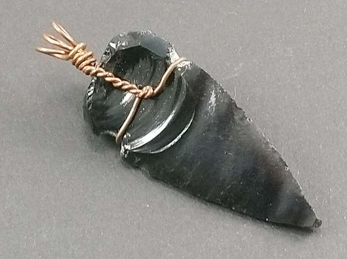 Natural Obsidian Arrowhead Gemstone Solid Copper Pendant.