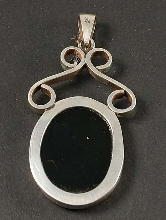 Handcrafted Natural Onyx Gemstone Solid Sterling Silver Pendant