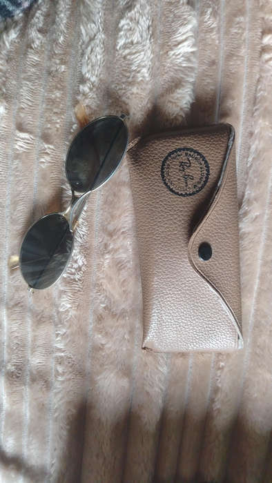 Ray ban