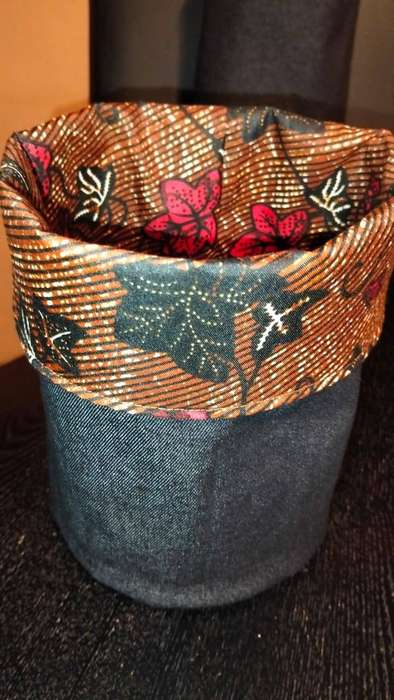 Table Hanging Snippy Bag  Brown