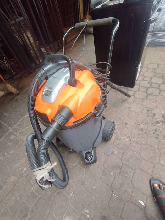 Heavy-Duty Wet & Dry Vacuum Cleaner