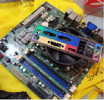 ACER Board , i7 CPU , 8Gig Ram With gt630 2gig