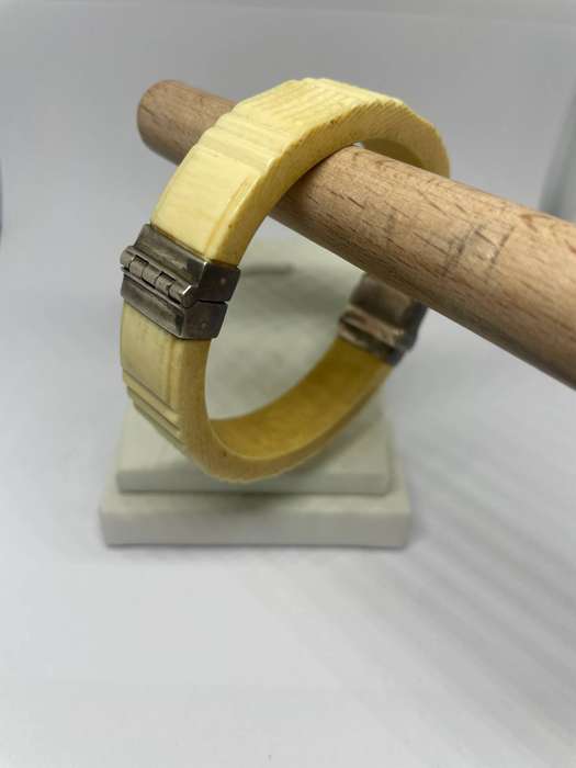 Pre Ban Vintage Ivory and 925 Silver Bangle