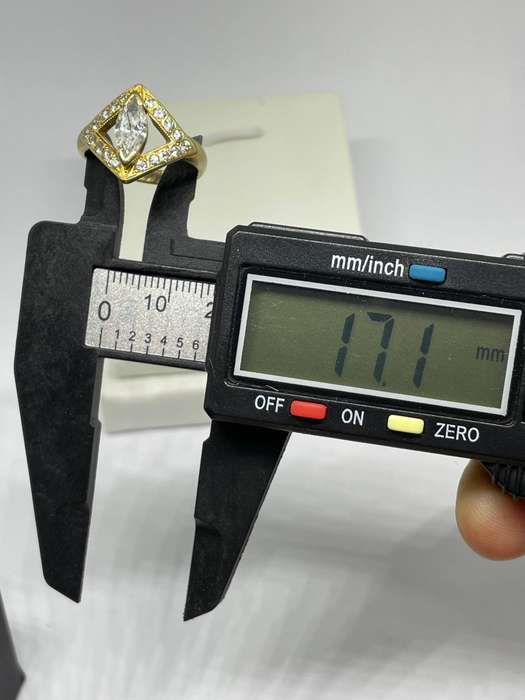 Vintage 18ct Gold & Diamond Ring