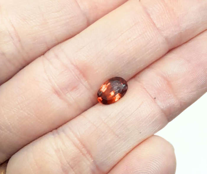 Orange Tourmaline Namibia/0.70ct/7x4.5mm/oval