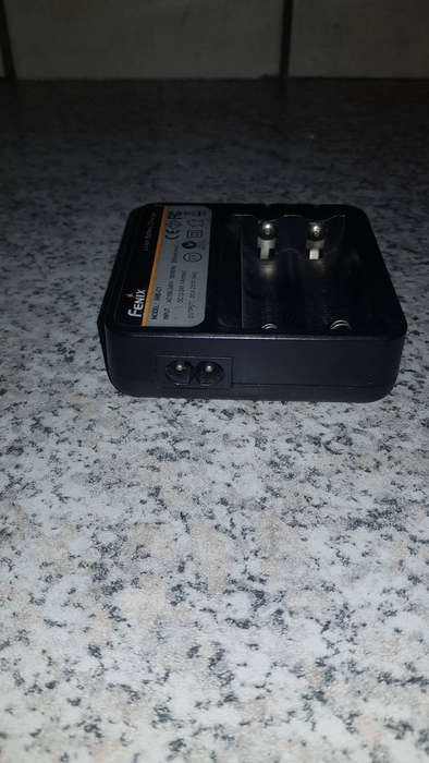 Genuine Fenix ARE-C1 Dual Channel Smart Digital Battery Charger