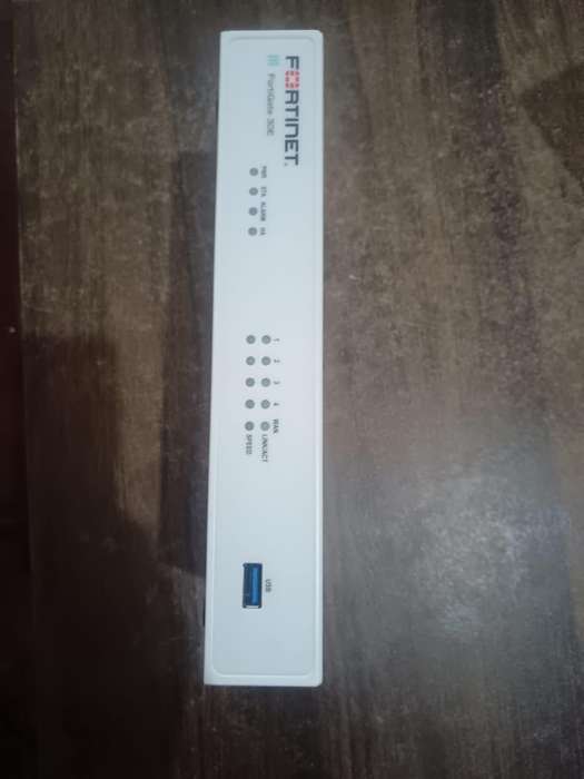FortiGate FG-30E all-in-one security appliance (Without a charger)