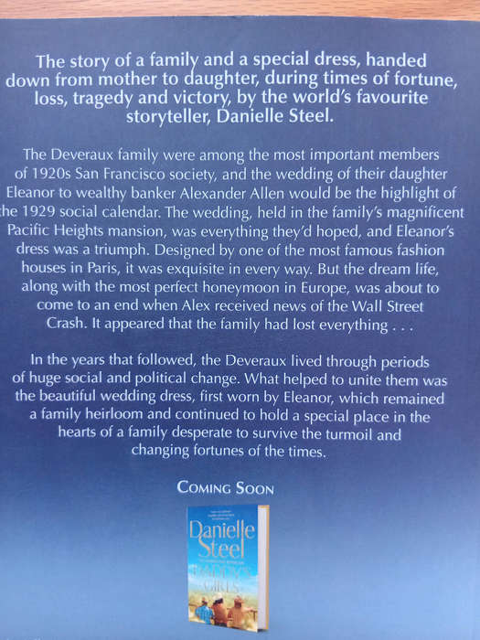The Wedding Dress - Danielle  Steel