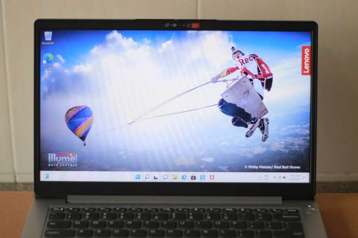 Lenovo IdeaPad 1 15IGL7 Notebook PC  Celeron N4020 / 15.6 FHD / 8GB RAM / 256GB SSD / Win 11 Home