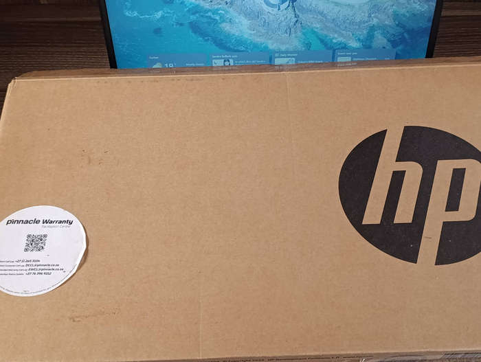 HP Laptop  Ryzen 5, 8GB RAM, 477GB, Windows 11  Bought March 2025