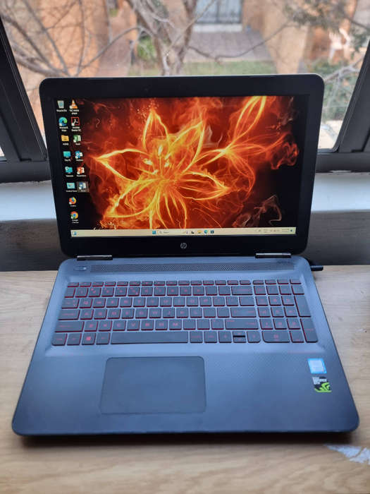 7th gen gaming core i7 hp Omen 16gb ram500GB SSD