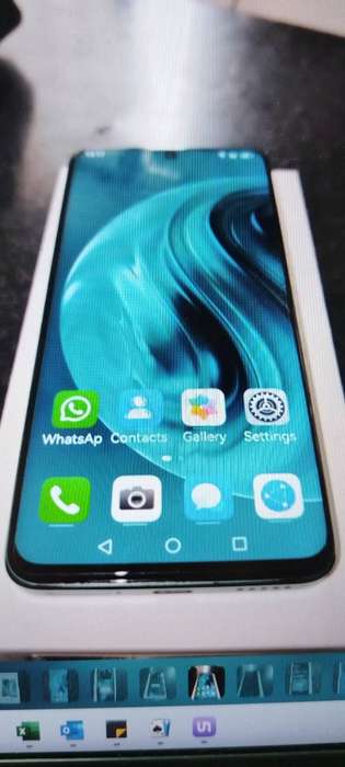 HAUWEI NOVA 12i