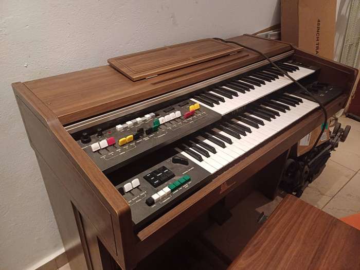 YAMAHA ELECTONE D65 ORGAN
