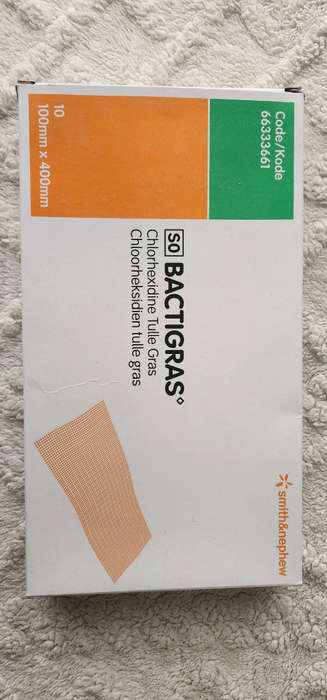 BACTIGRAS dressing 10x40cm