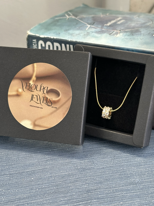 Veloura Pendant  18K Gold Plated