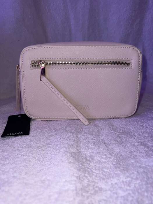 Avon Camera sling bag