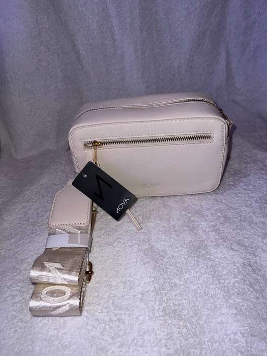Avon Camera sling bag