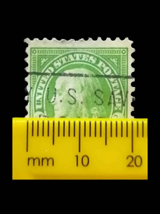 Rare 1921 Franklin 1¢ Green Stamp  Scott #525 Variant