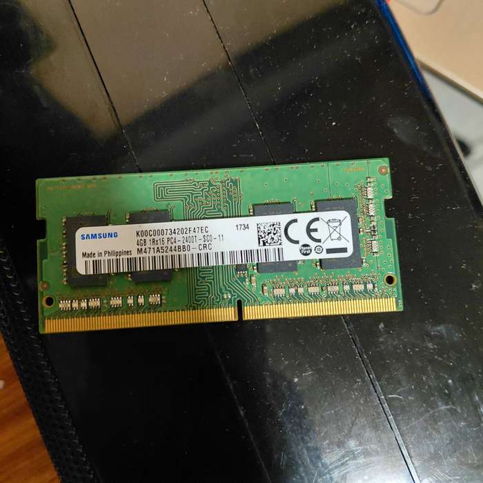 Sumsung 4GB Ram
