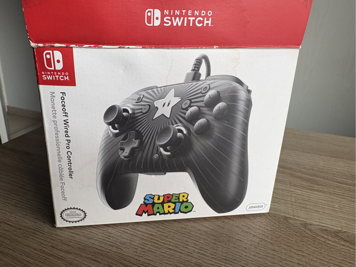 Nintedo switch wired pro controller