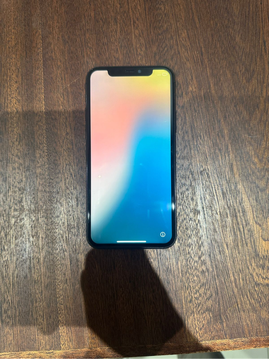 Apple iPhone 11 Pro  64GB  Space Grey (Unlocked, Excellent Condition)