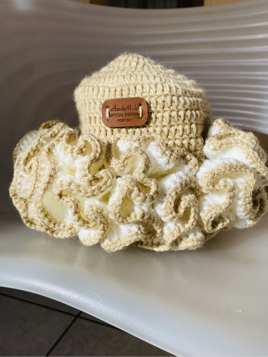 Ruffle Hat
