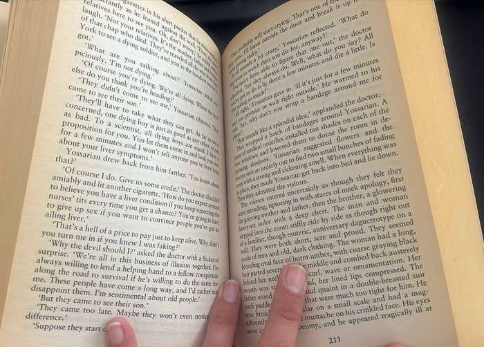 Catch 22 - Joseph Heller