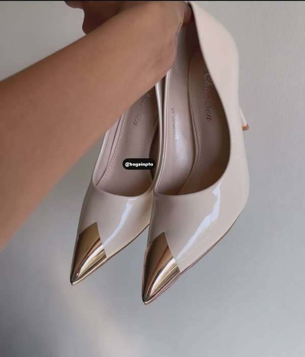Occasion heel