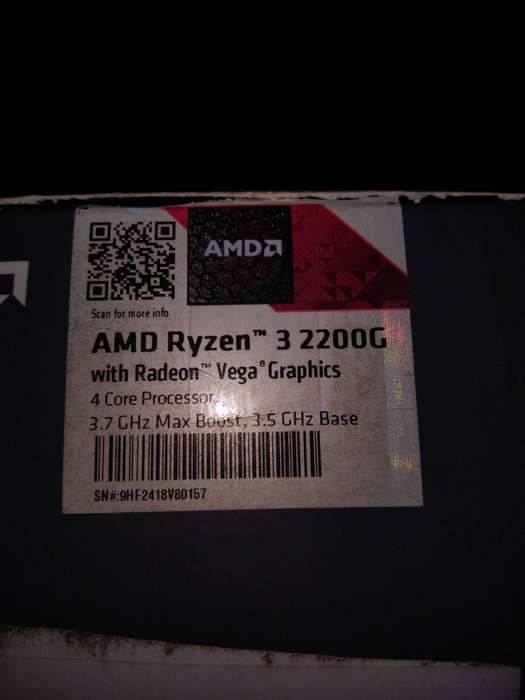 AMD RYZEN 3 22OOG with RADEON VEGA GRAPHICS