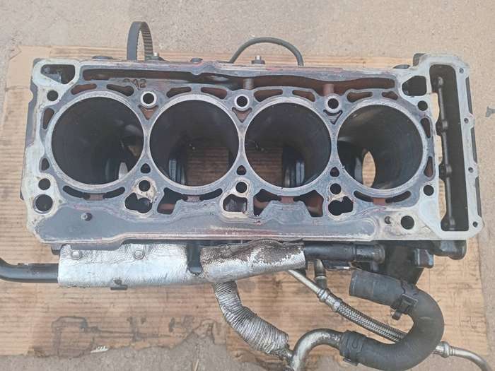 2014 CJE Audi A4 1.8T  Complete Engine Parts