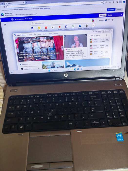 Selling hp Probook 650 core i5 laptop