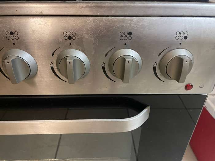 Free-Standing 6 Gas Burner Stove + Electric Oven + 9kg Gas Bottle