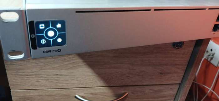 Ubiquiti UniFi Switch Gen 2 24-port with 400W PoE USW-PRO-24-PoE-GEN2
