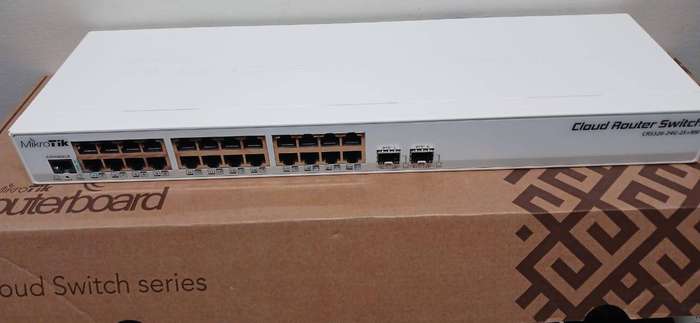 MikroTik CRS326-24G-2S+RM Switch L2 Gigabit