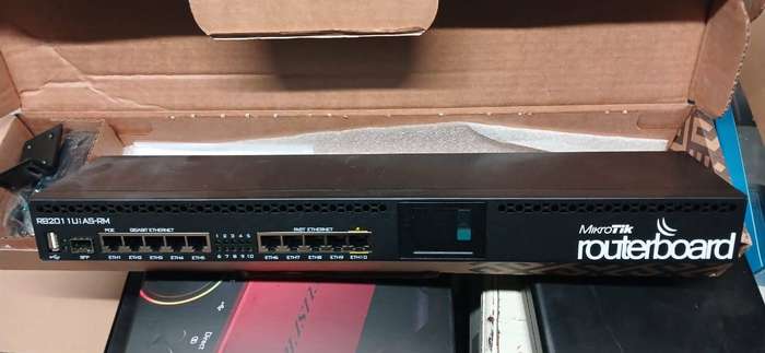 mikrotik rb2011uias-rm
