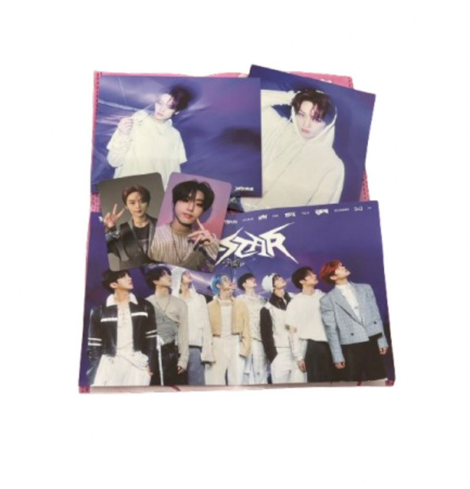 ROCKSTAR - SKZ LEE KNOW VER POSTCARD VER