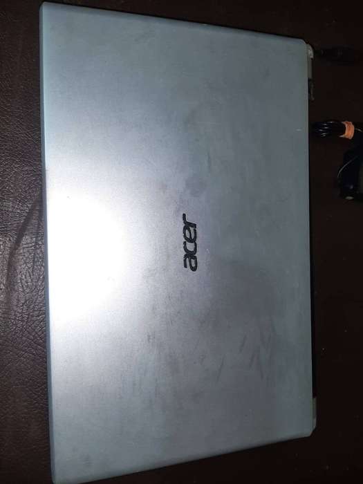 Acer Aspire V5 - i3 2nd Gen for Spares or Repair