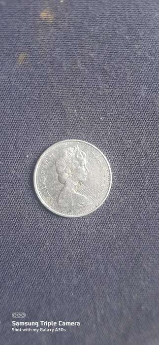 Canada 10 cents coin 1976