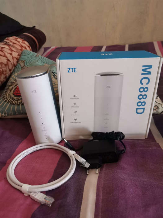 ZTE MC888D 5G wifi router