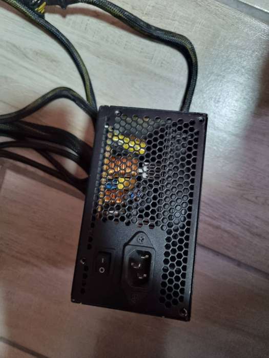 Gigabyte 600w Psu